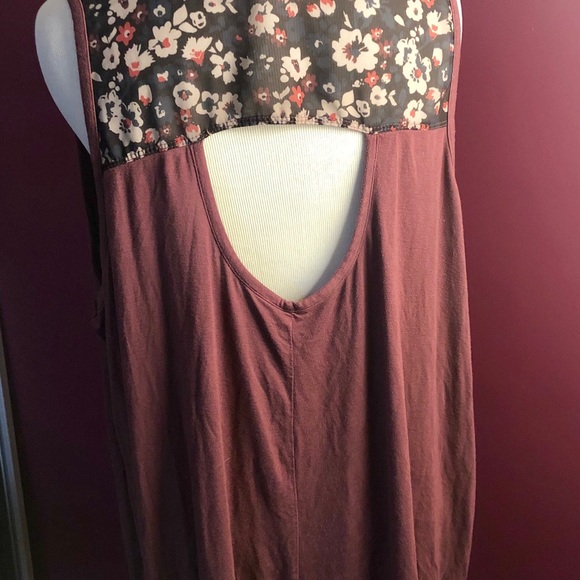 Tank - Picture 2 of 2